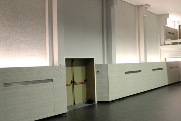 In publieke gebouwen, zoals ontmoetingscentra en musea, waar grote groepen ..
